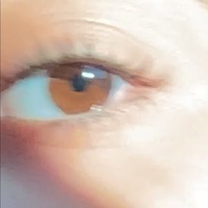 Meet your Posher, Anahi